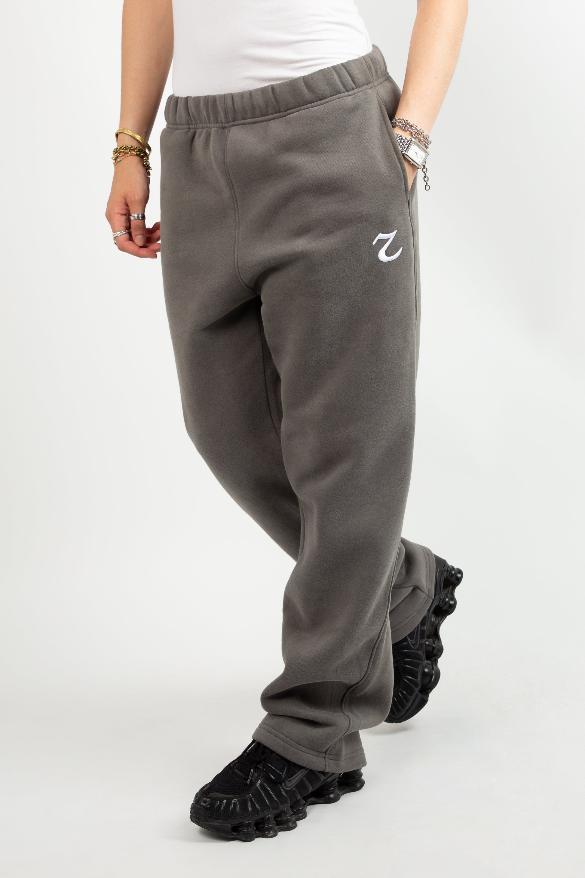 Ensemble gris complet